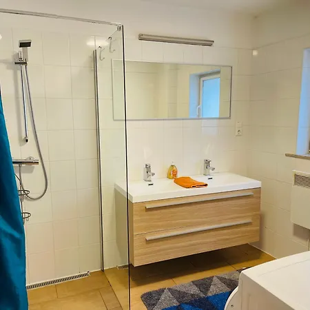 Bb Crew House Apartament